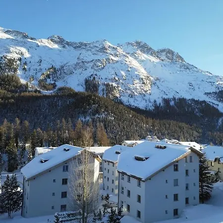 Apartment Dachwohnung Mit Sauna, Dachterrasse Und Aussicht